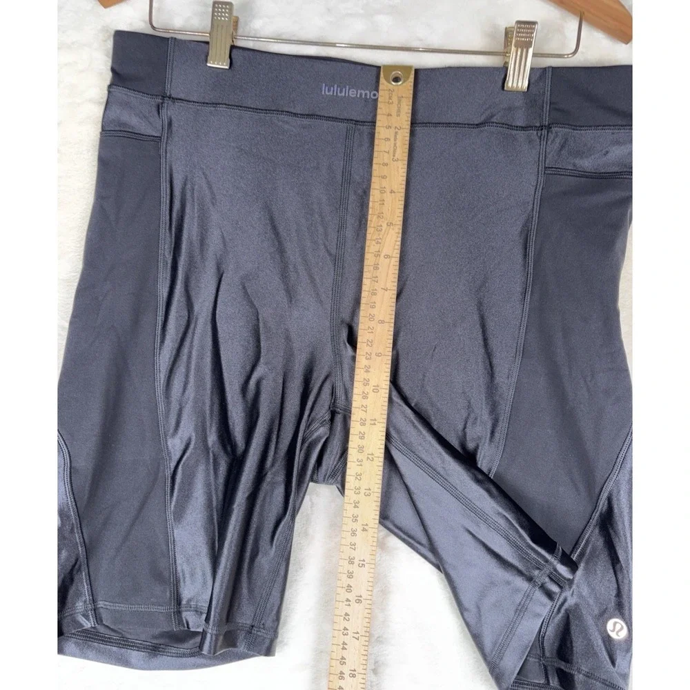 Lululemon Satin Shine Panelled HR Short 8